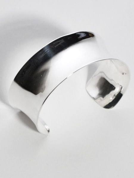 ETHNOS SEAL BANGLE