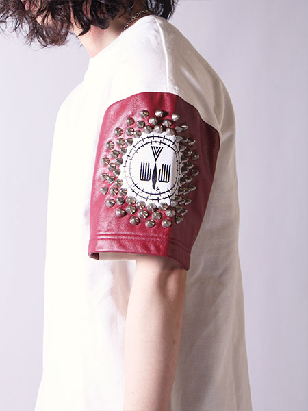 LEATHER SLEEVE SS TEE -WHITE/RED-