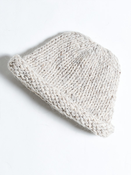HAND KNIT ROLL CAP -NATURAL- | IN ONLINE STORE