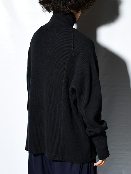 WAFFLE ROLLNECK -BLACK- | IN ONLINE STORE