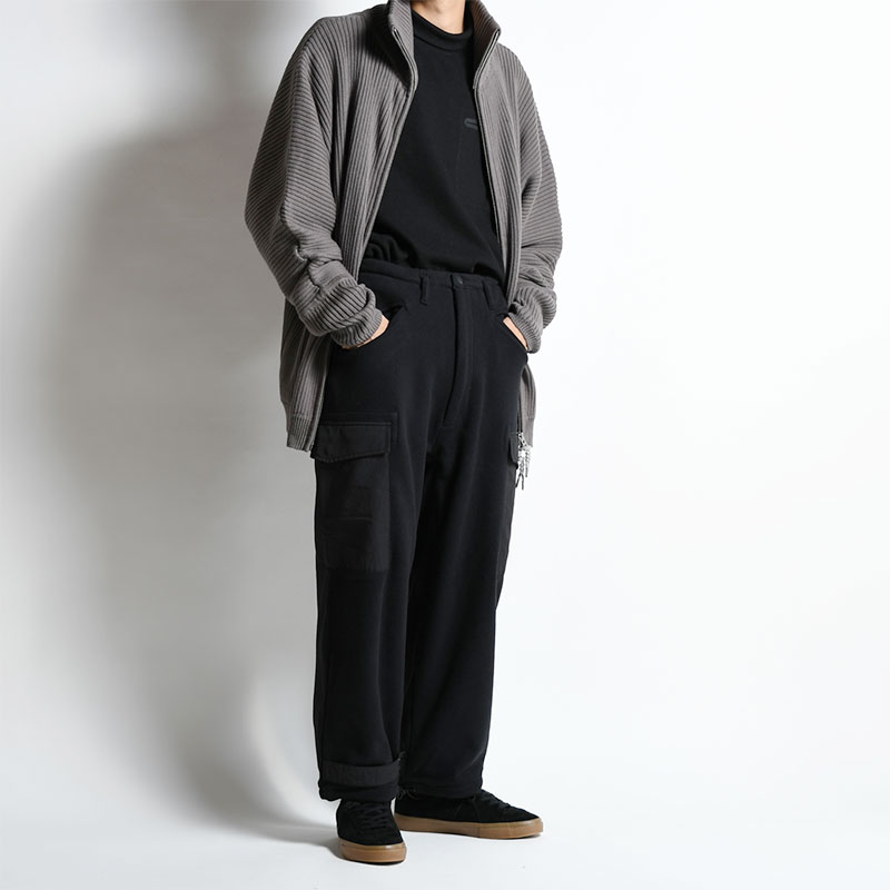 FLEECE CARGO PANTS -BLACK- | IN ONLINE STORE