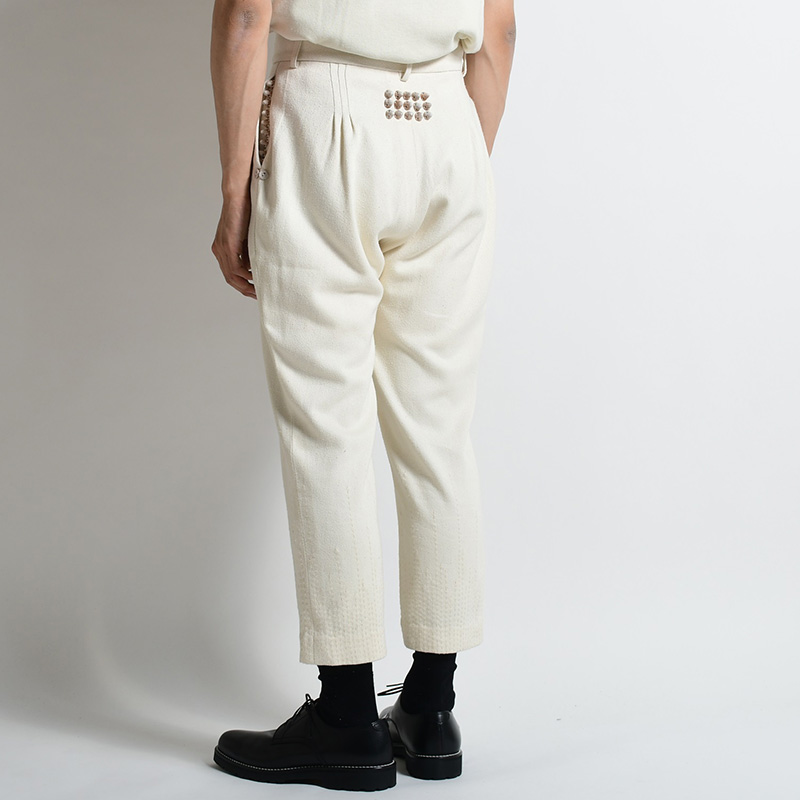 MAD SASHIKO SPIKED SLIM PANTS -WHITE- | IN ONLINE STORE