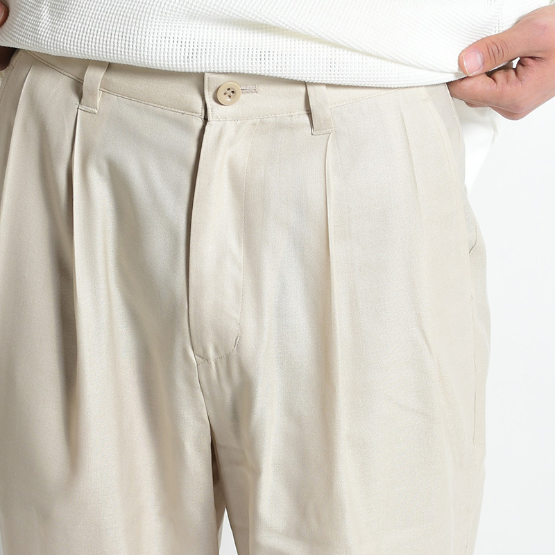 TWO TUCK WIDE TROUSERS -BEIGE- | IN ONLINE STORE