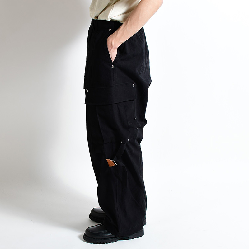 BONDAGE CARGO PANTS -BLACK-