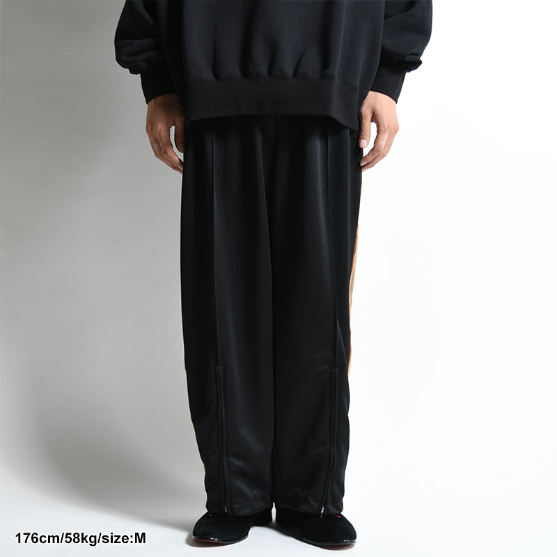 WIDE TRACK PANTS -BLACK- | IN ONLINE STORE