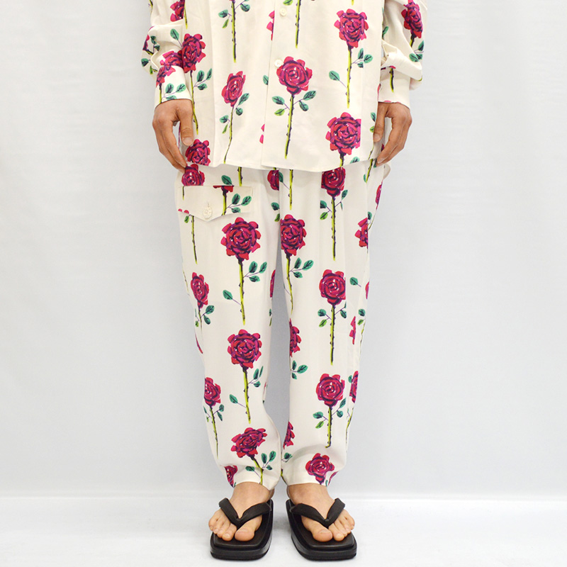 ROSE BALLON CARGO PANTS -WHITE- | IN ONLINE STORE