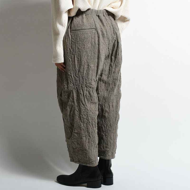 SALT SHRINKAGE TAPERED EASY PANTS -KHAKI- | IN ONLINE STORE