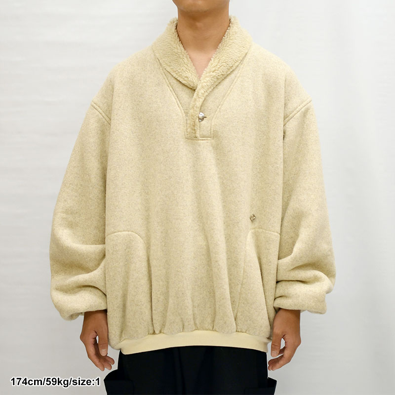 OVERSIZED BOA PULL OVER -BEIGE-