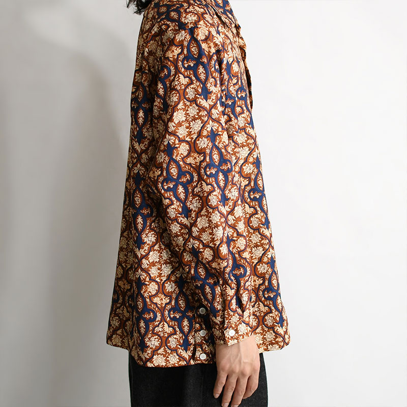 PERSONAL DATA PRINT LS SHIRT -BROWN-