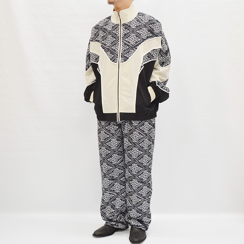 PERSONAL DATA PRINT TRACK JACKET -BK WHITE- | IN ONLINE STORE