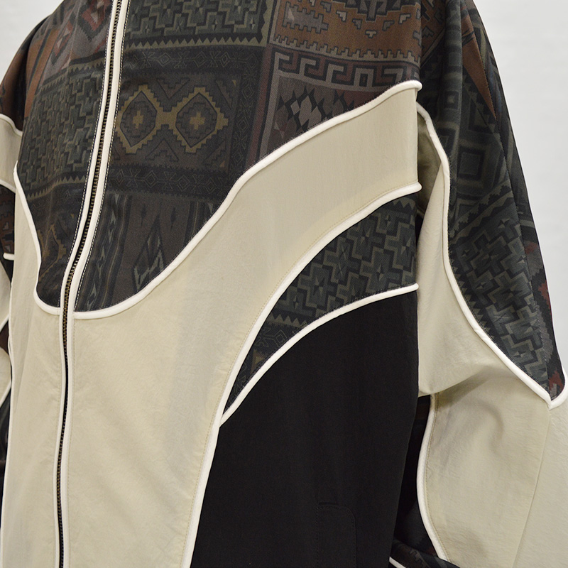 PERSONAL DATA PRINT TRACK JACKET -BROWN-