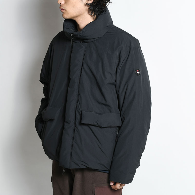 SHORT DOWN JACKET for Men -BLACK- | IN ONLINE STORE