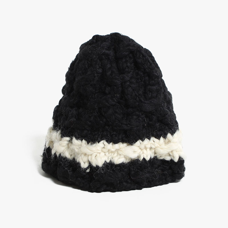 HAND KNITTED HAT "CORDEN" -2.COLOR-(BLACK)