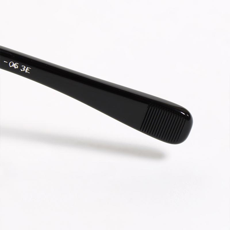 RER Ex. SUNGLASSES "HELTER SKELTER" -BLACK-