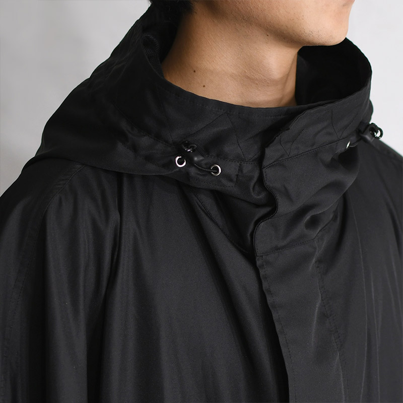 WATER REPELLENT AG PONCHO -BLACK-