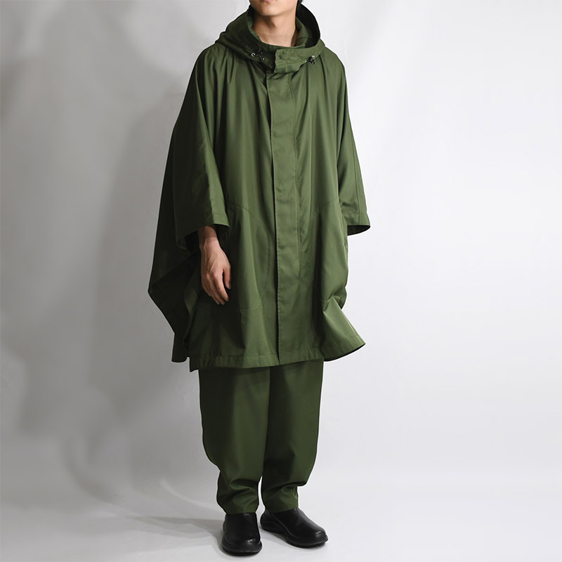 WATER REPELLENT AG PONCHO -OLIVE-