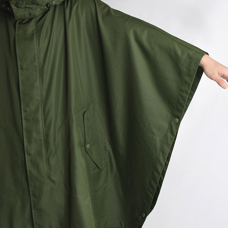 WATER REPELLENT AG PONCHO -OLIVE-
