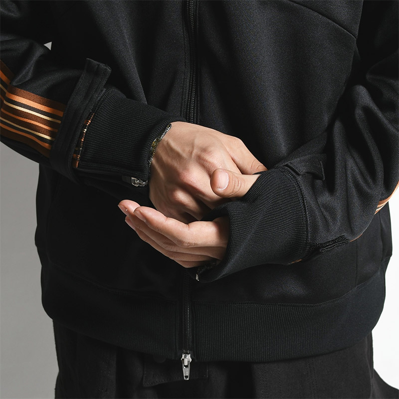 ZIP TRACK BLOUSON -BLACK-