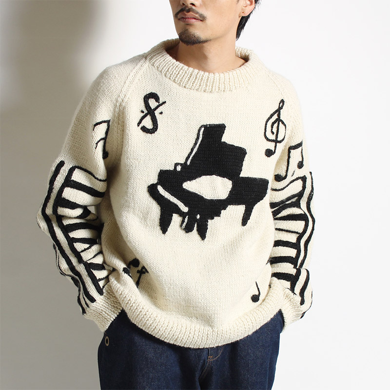 PIANO KNIT SWEATER -WHITE- | IN ONLINE STORE
