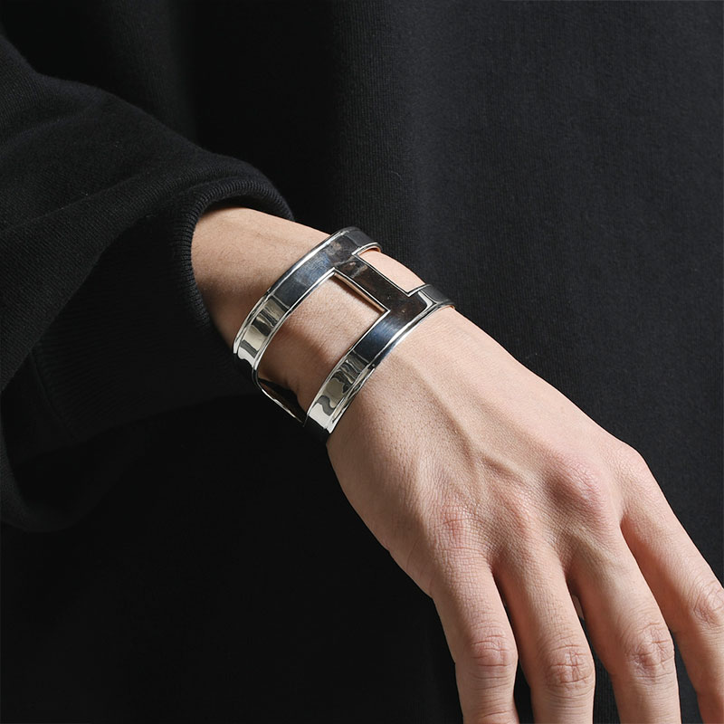ETHNOS BANGLE -SILVER- | IN ONLINE STORE
