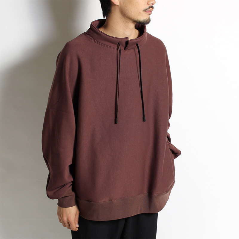 STANDNECK LONG SLEEVE T-SHIRT -BROWN- | IN ONLINE STORE