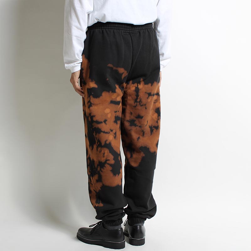 HAND DYEING SWEAT PANTS -BROWN-
