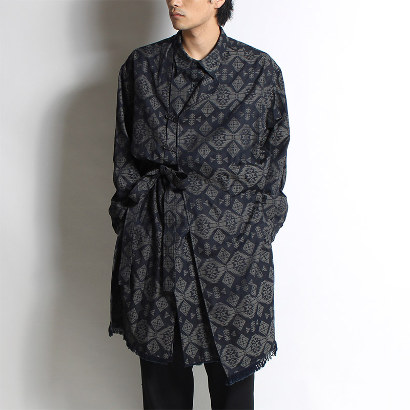 GEOMETRIC PATTERNED SHIRT WITH GOWN-STYLE CLOSURE -GREEN KHAKI-