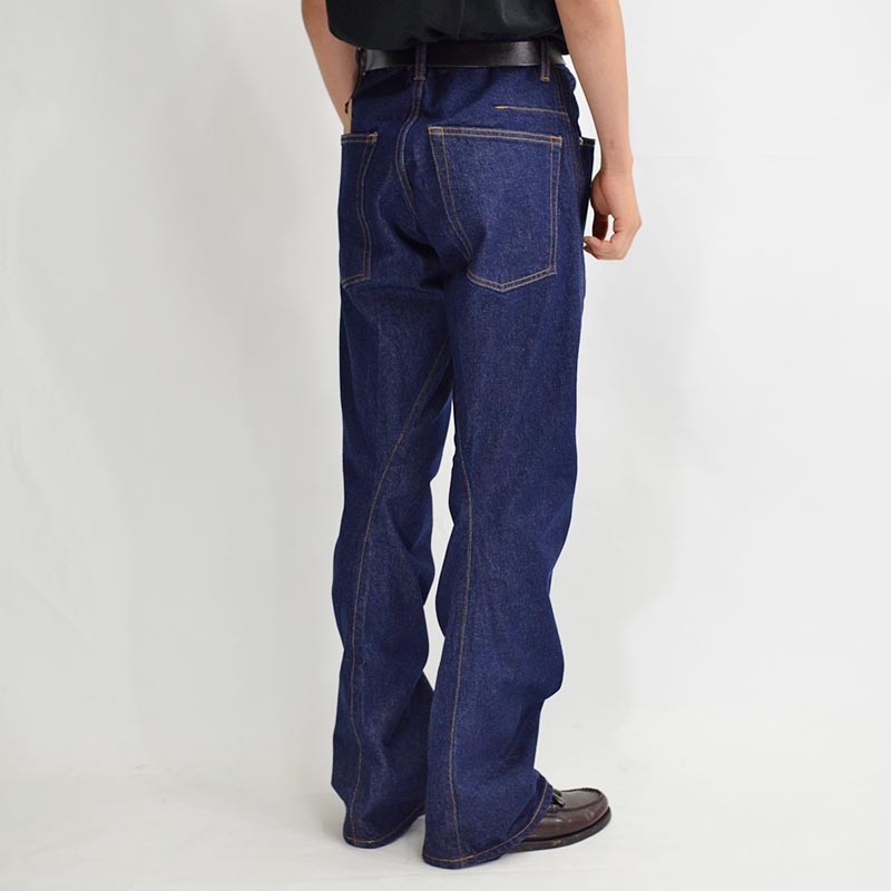 3D TWISTED JEANS -INDIGO- | IN ONLINE STORE