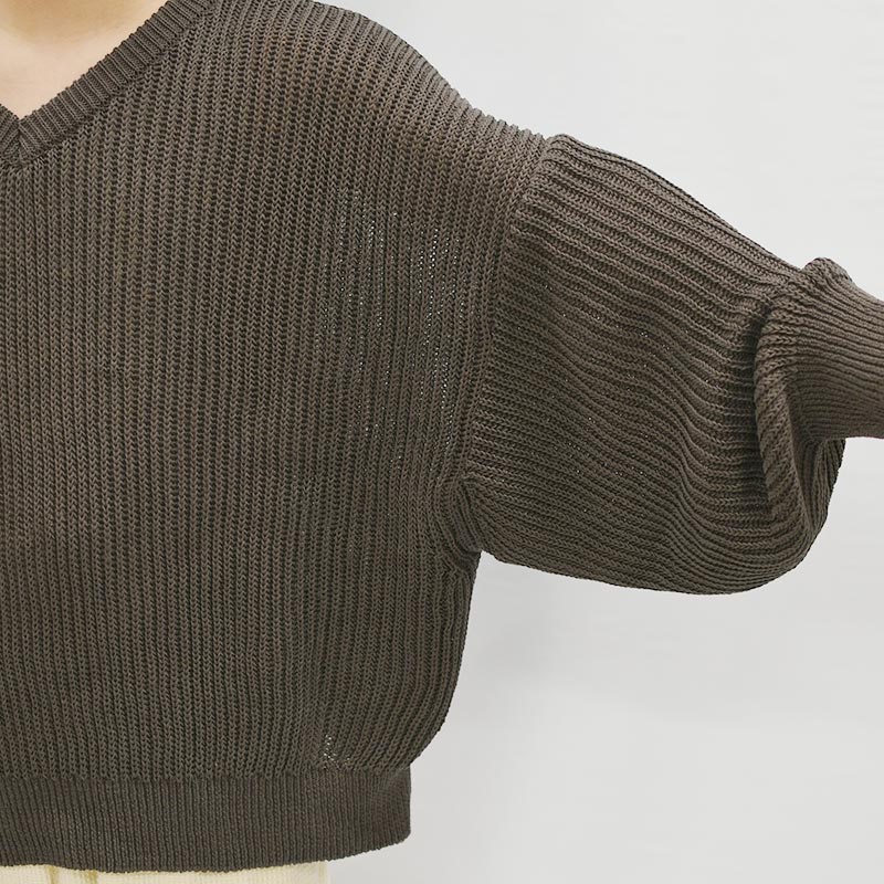 OVERSIZED V-NECK SWEATER -CHACOAL- | IN ONLINE STORE