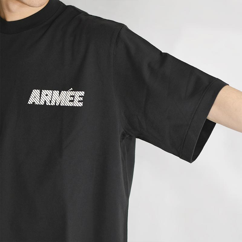 ARMEE Print Tee BIG -BLACK×WHITE- | IN ONLINE STORE
