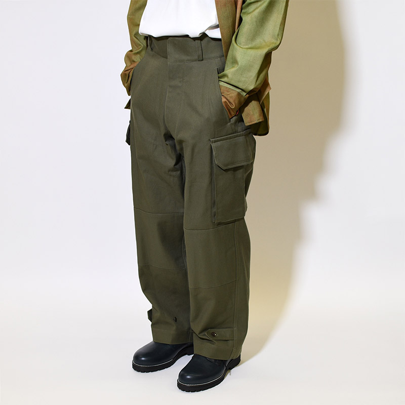 COTTON SERGE 47 PANTS -OLIVE- | IN ONLINE STORE