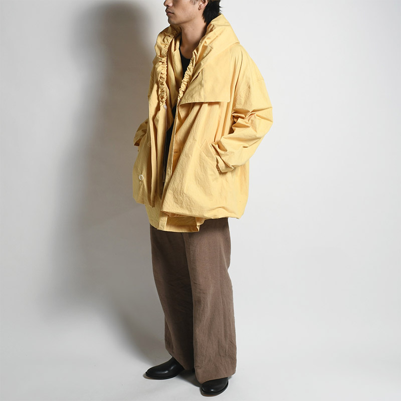LAYERED PARACHUTE JACKET -YELLOW SAND- | IN ONLINE STORE