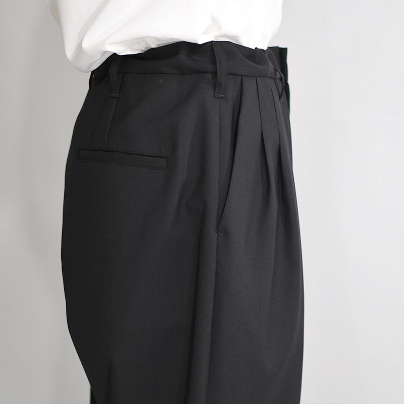 TAPERED PANTS -BLACK-
