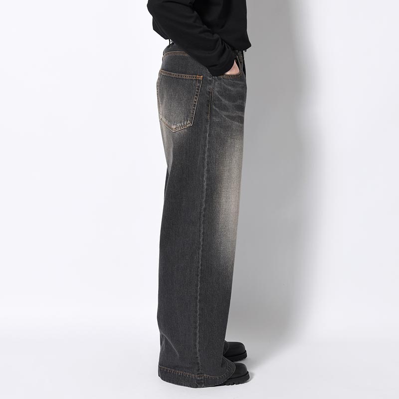 FADED DENIM PANTS -BLACK-