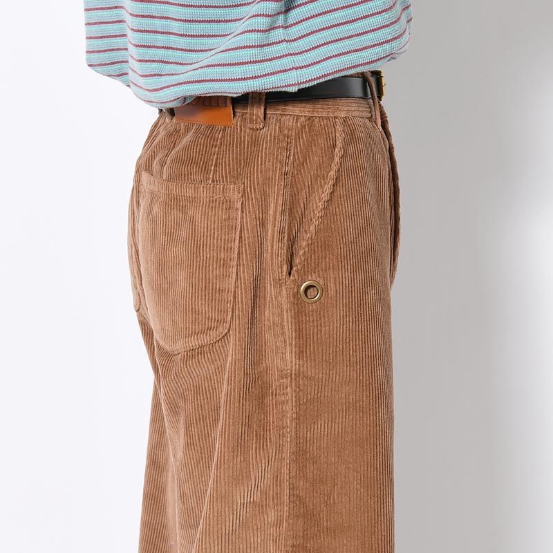 FLARE CORDUROY PANTS -BROWN-