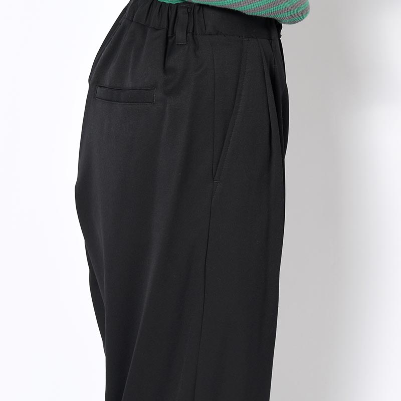 2TUCK WIDE EASY PANTS -BLACK-