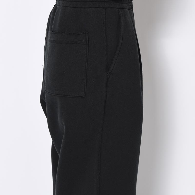 FADE WIDE SWEAT PANTS -BLACK-