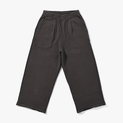 FADE WIDE SWEAT PANTS -CHARCOAL-