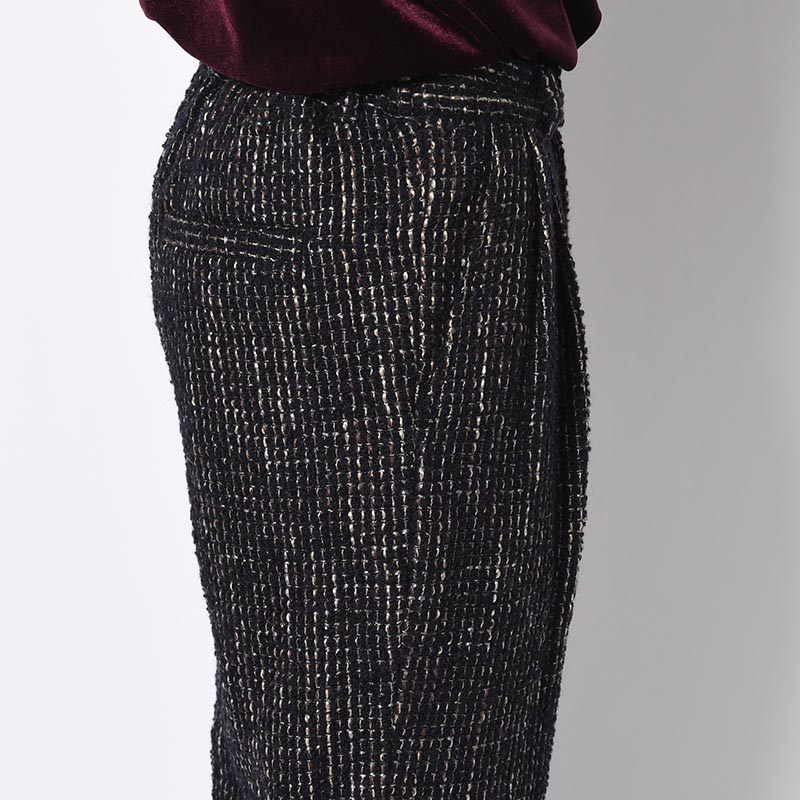 LOOP TWEED TAPERED PANTS -BLACK-