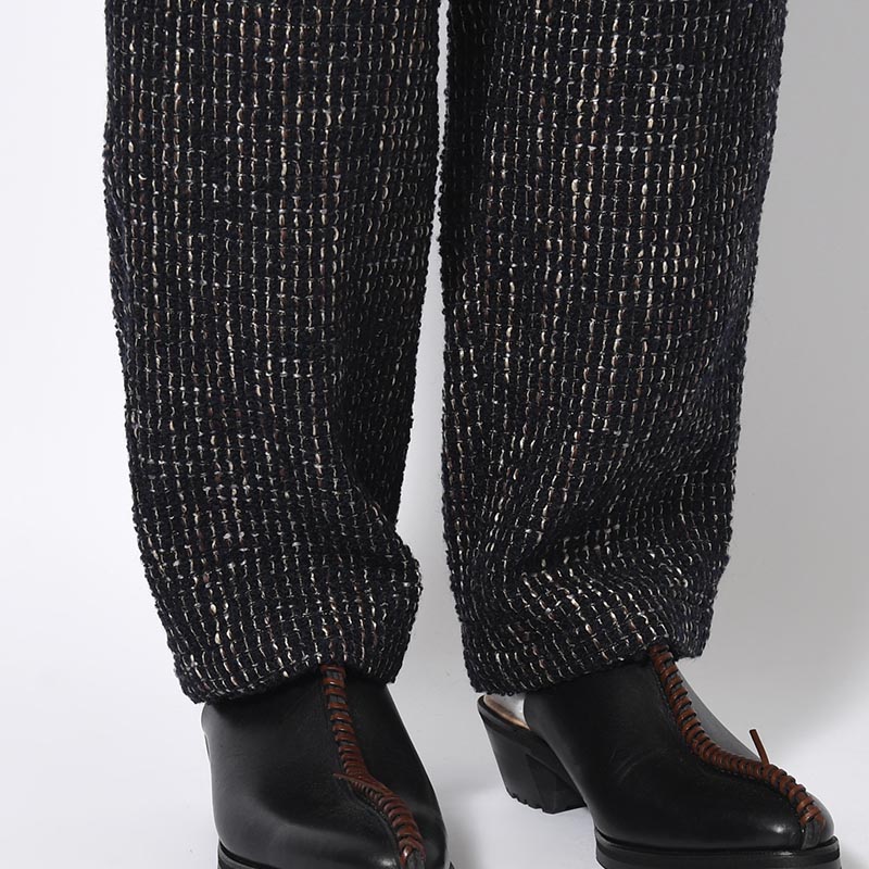 LOOP TWEED TAPERED PANTS -BLACK-