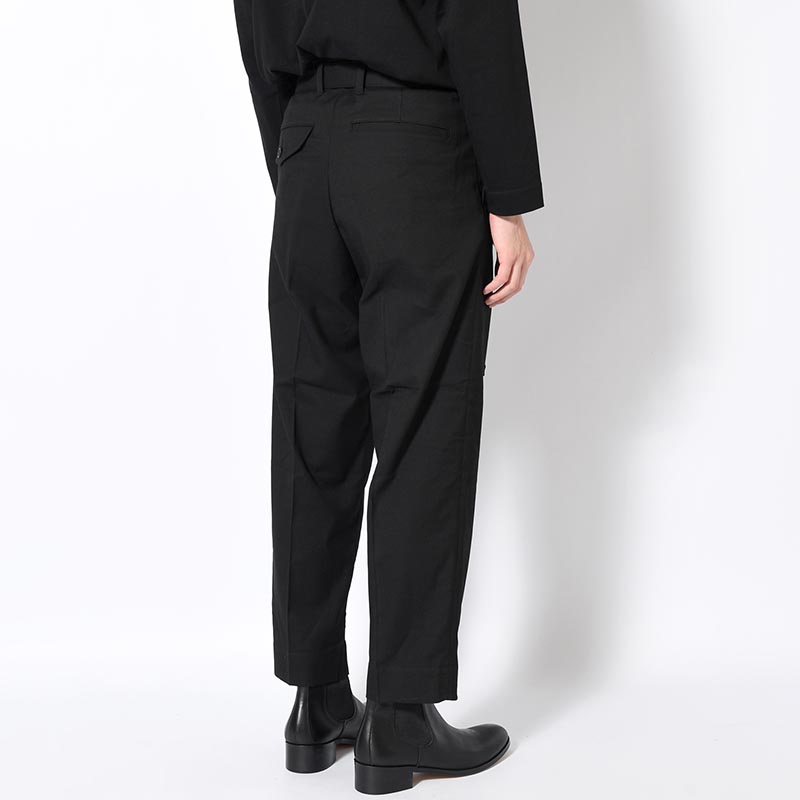 Belted Tapered Trousers -BLACK-