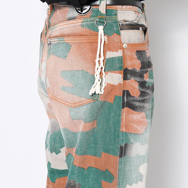 CAMO AGED DENIM PANTS -CAMO-