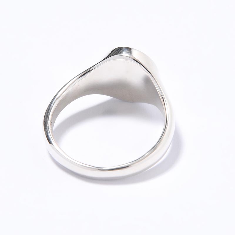 SIGNET OVAL RING / HOWLITE -SILVER-