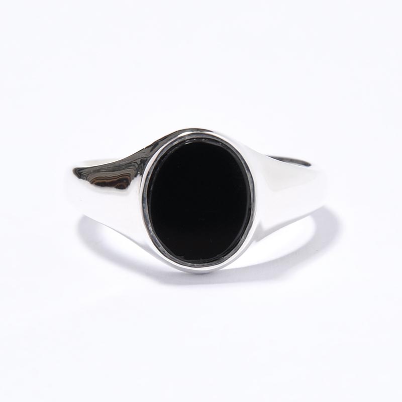 SIGNET OVAL RING / ONYX -SILVER-