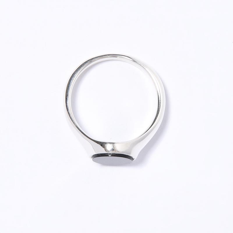 SIGNET OVAL RING / ONYX -SILVER-