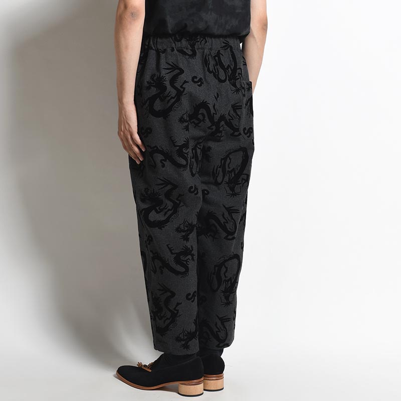 "FLYING DRAGON" TAPERED EASY PANTS -BLACK-