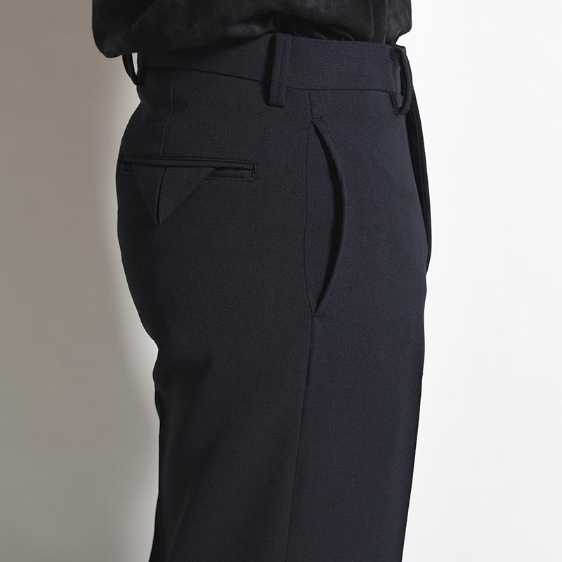 SEMI FLARE SILHOUETTE SLACKS -NAVY-