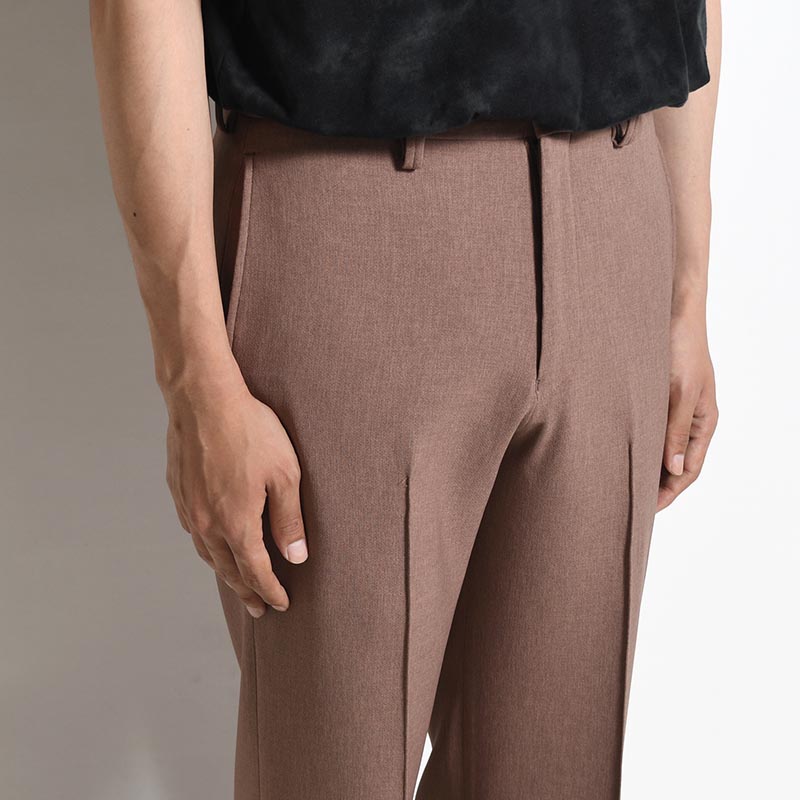 SEMI FLARE SILHOUETTE SLACKS -BROWN-