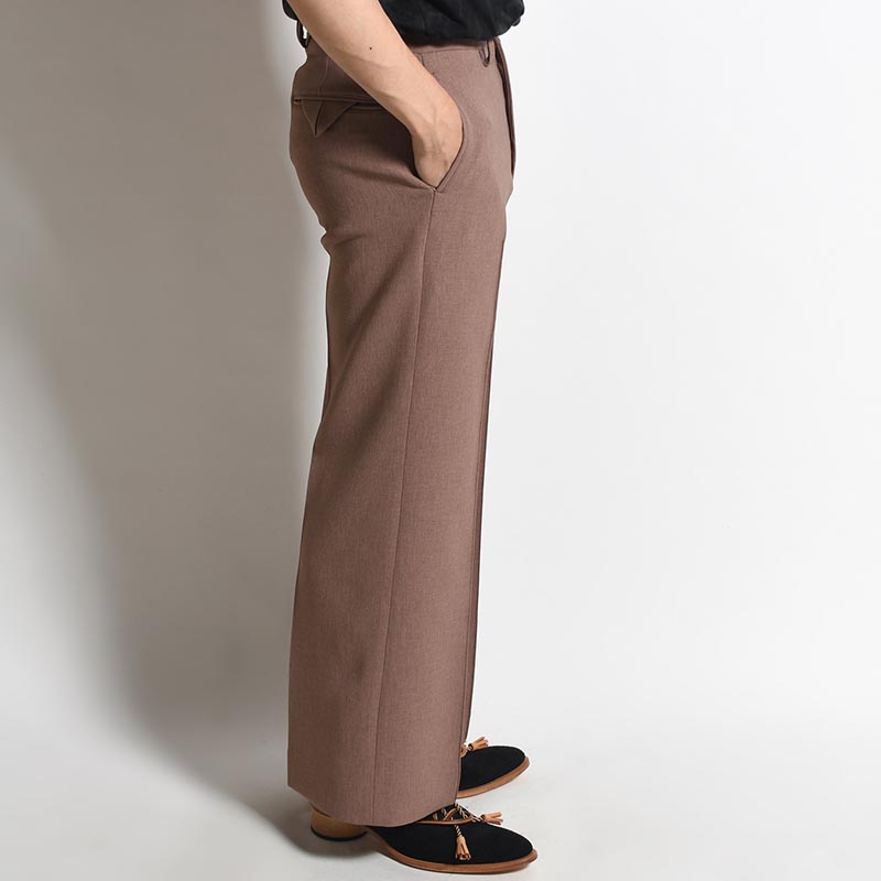 SEMI FLARE SILHOUETTE SLACKS -BROWN-