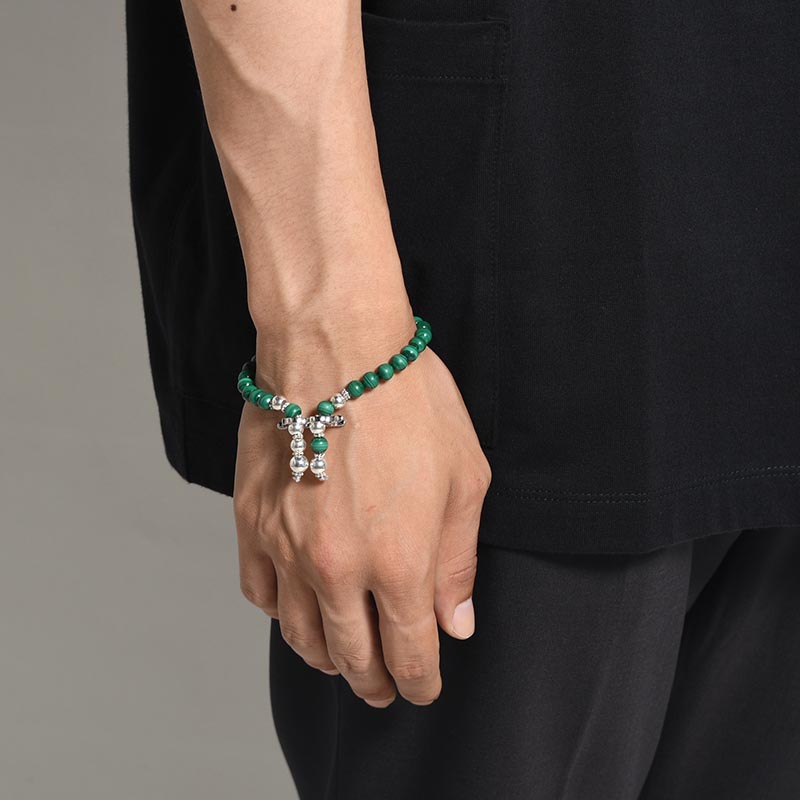 BEADS BRACELET IN -GREEN-